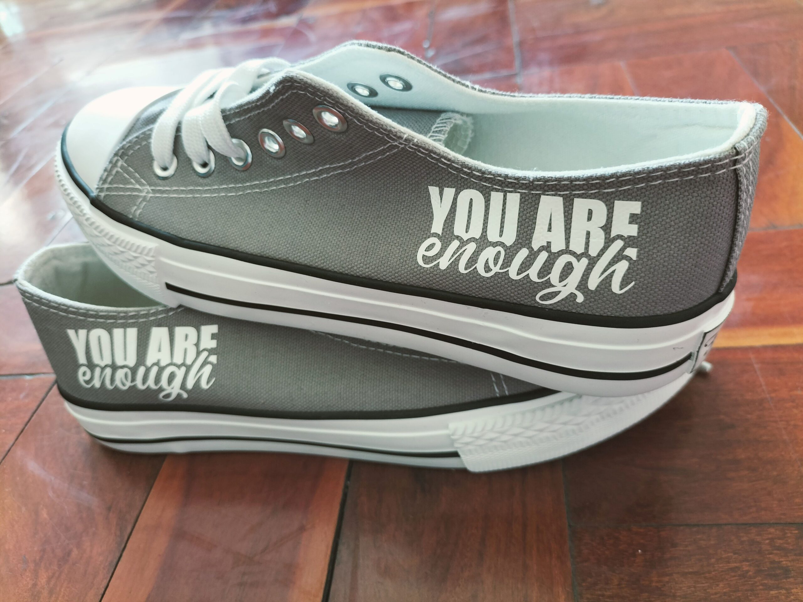 Custom print sneakers - Image 3