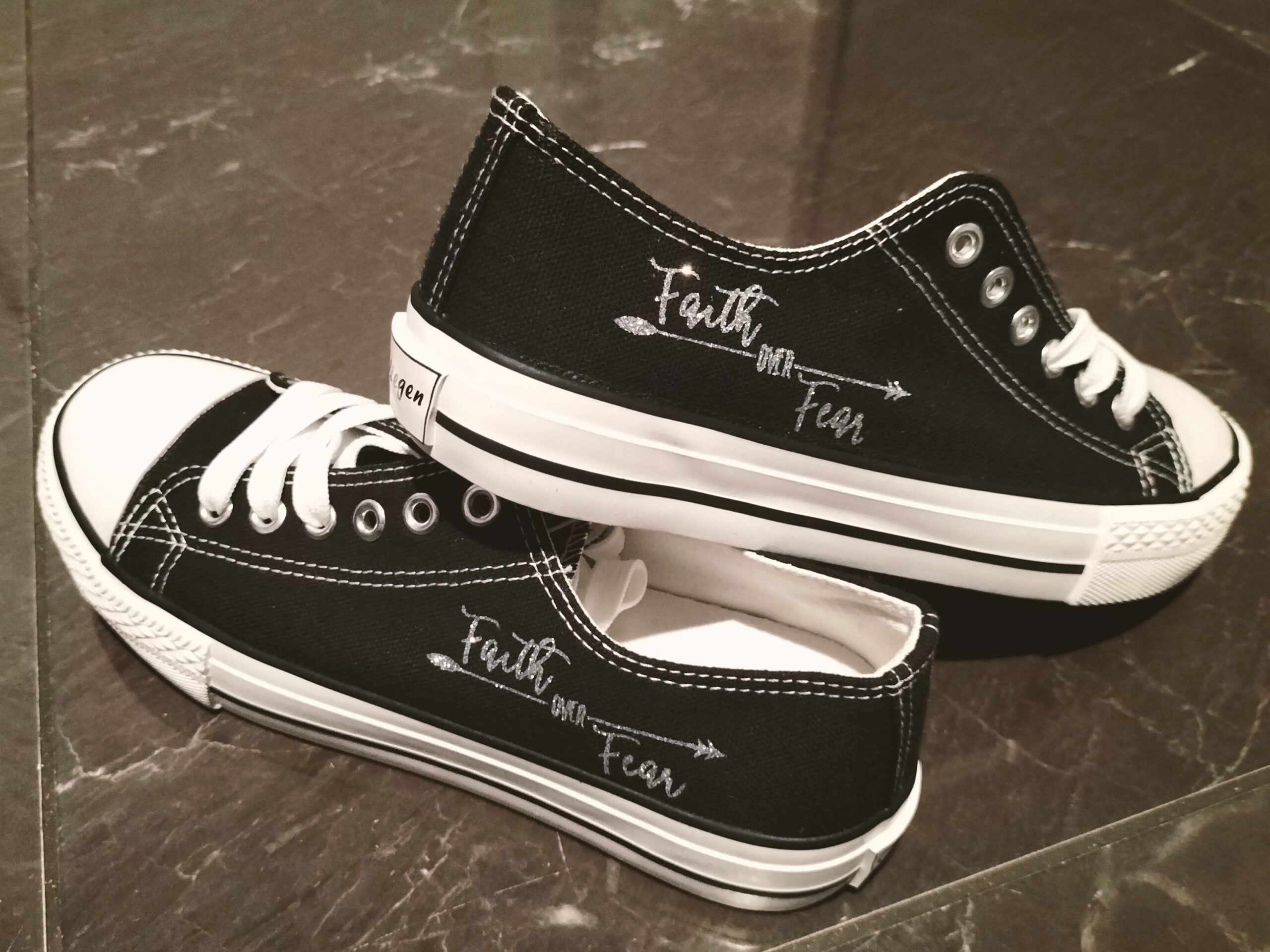Custom print sneakers - Image 4