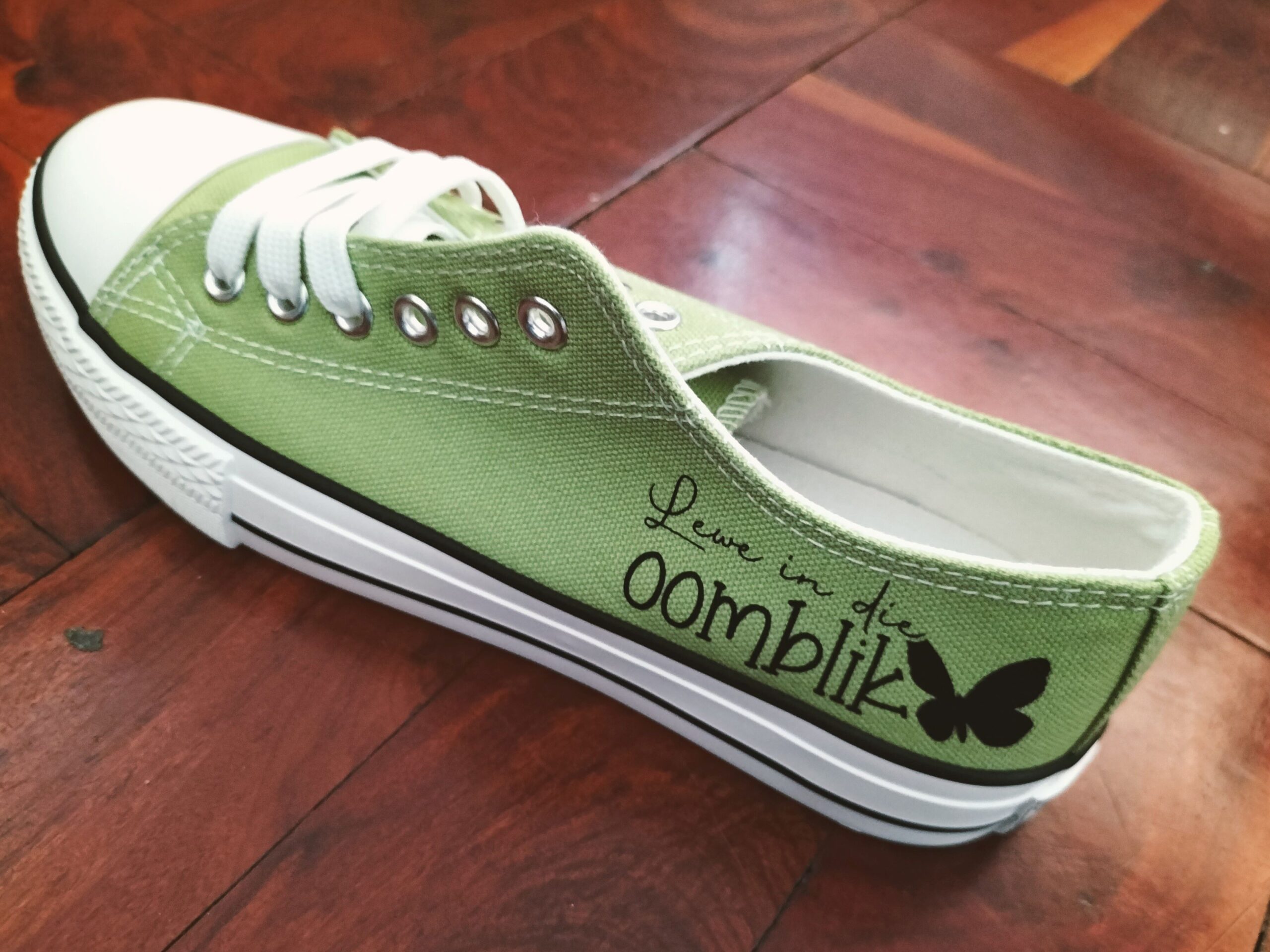 Custom print sneakers - Image 8